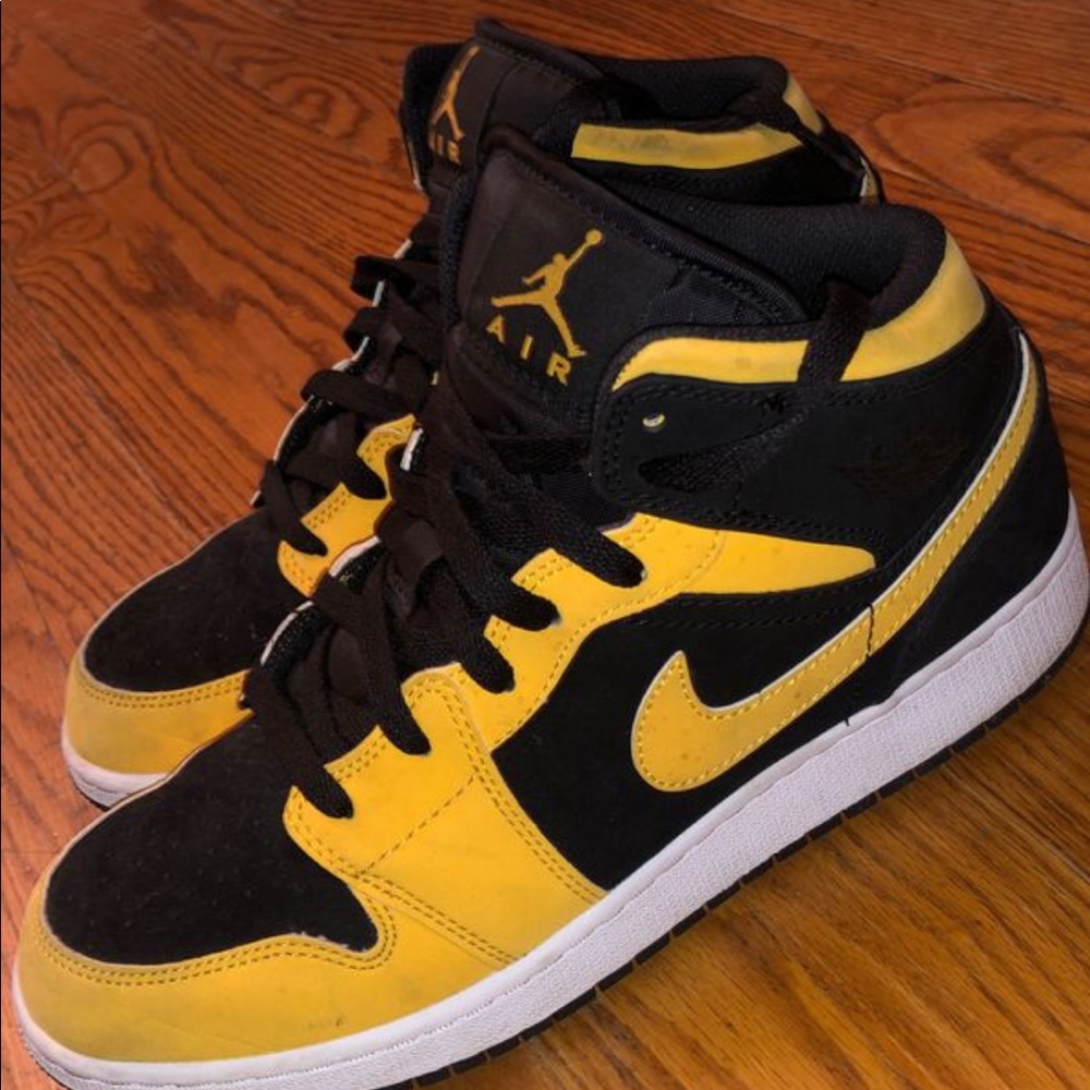 Air Jordan 1 Retro “Reserve New Love”
